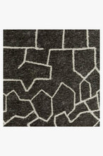 Load image into Gallery viewer, Illi Black Rug