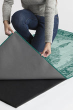 Load image into Gallery viewer, Victoria Teal Green Rug