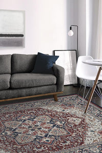 Hendesi Heriz Bordeaux Rug