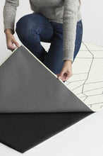 Load image into Gallery viewer, Kella Off White Rug
