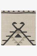 Load image into Gallery viewer, Damali Black &amp; White Rug
