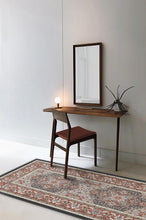 Load image into Gallery viewer, Hendesi Heriz Garnet Rug
