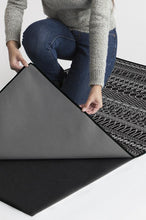 Load image into Gallery viewer, Henna Black Rug
