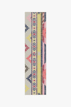 Load image into Gallery viewer, Kilim Batik Pink Rug
