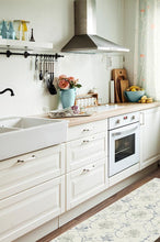 Load image into Gallery viewer, Leila Creme Vintage Rug

