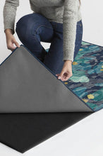 Load image into Gallery viewer, Leona Midnight Blue Rug
