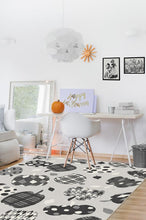 Load image into Gallery viewer, Pumpkin Black &amp; White Rug
