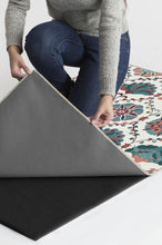 Load image into Gallery viewer, Safi Multicolor Rug
