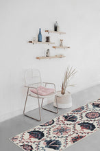 Load image into Gallery viewer, Safi Pink Rug
