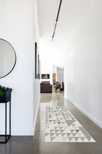 Load image into Gallery viewer, Tierce Grey Rug
